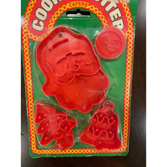Lot of Vintage Holiday Cookie Cutters - Picture 3 of 10